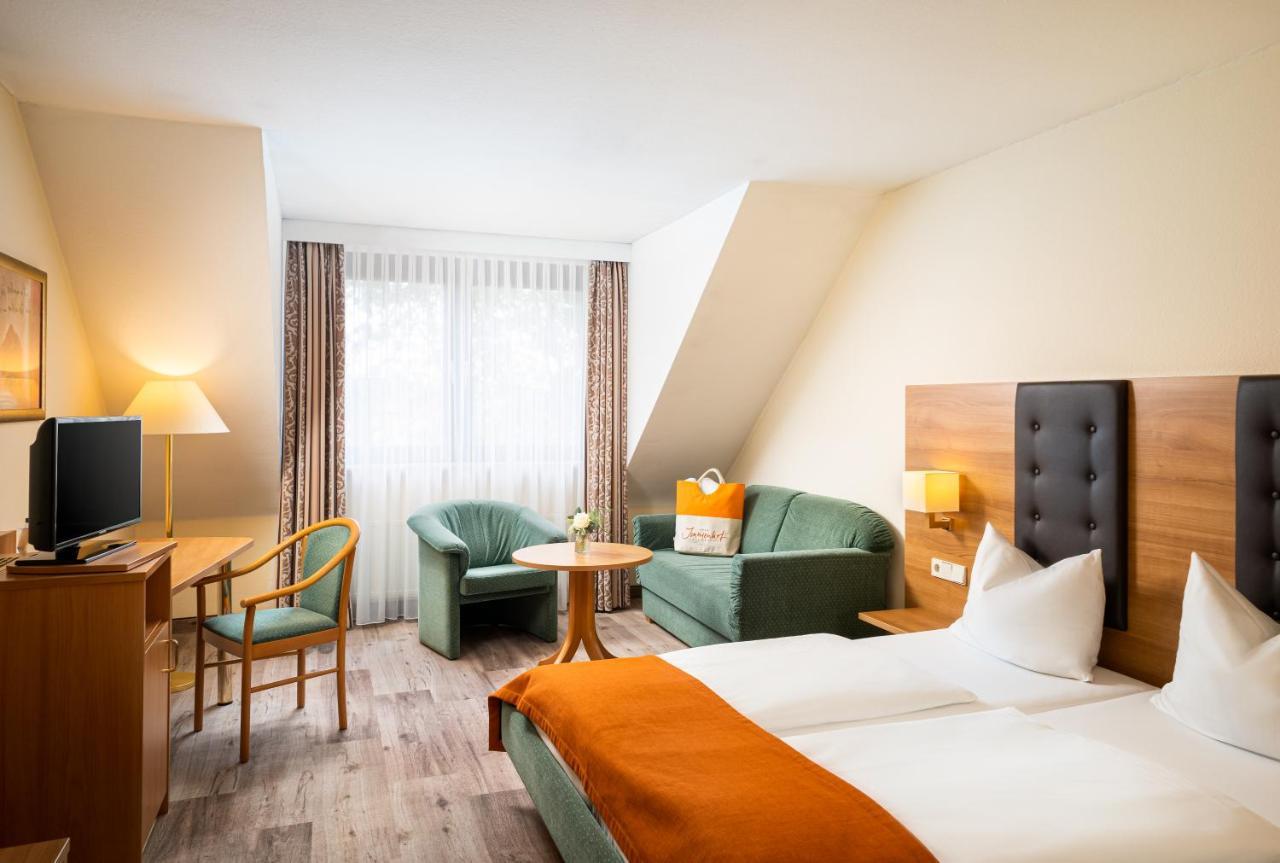 Hotel-Residenz Immenhof Maikammer Eksteriør billede