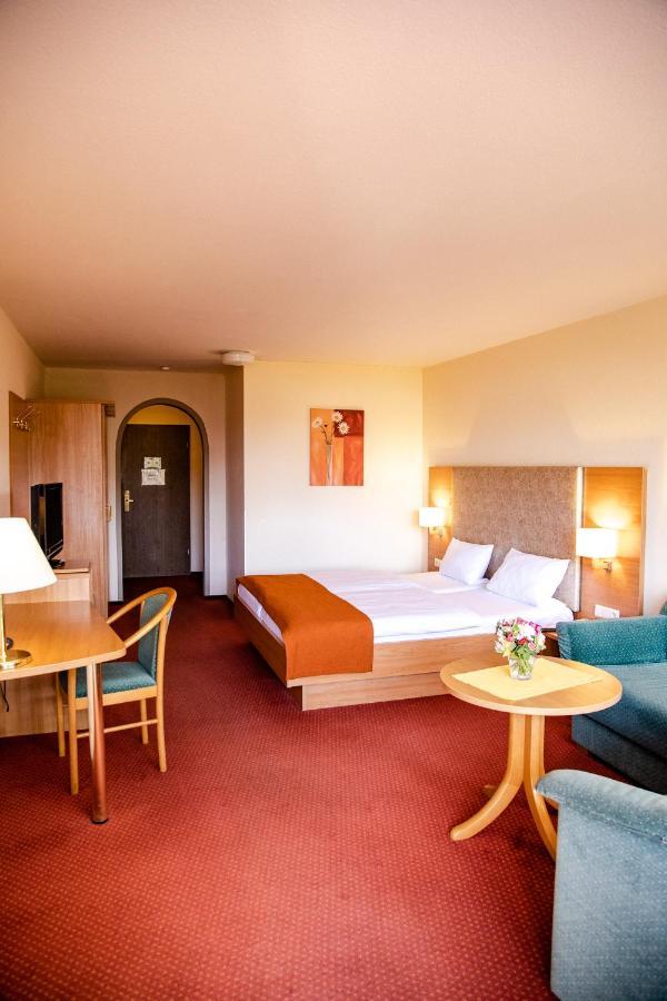 Hotel-Residenz Immenhof Maikammer Eksteriør billede